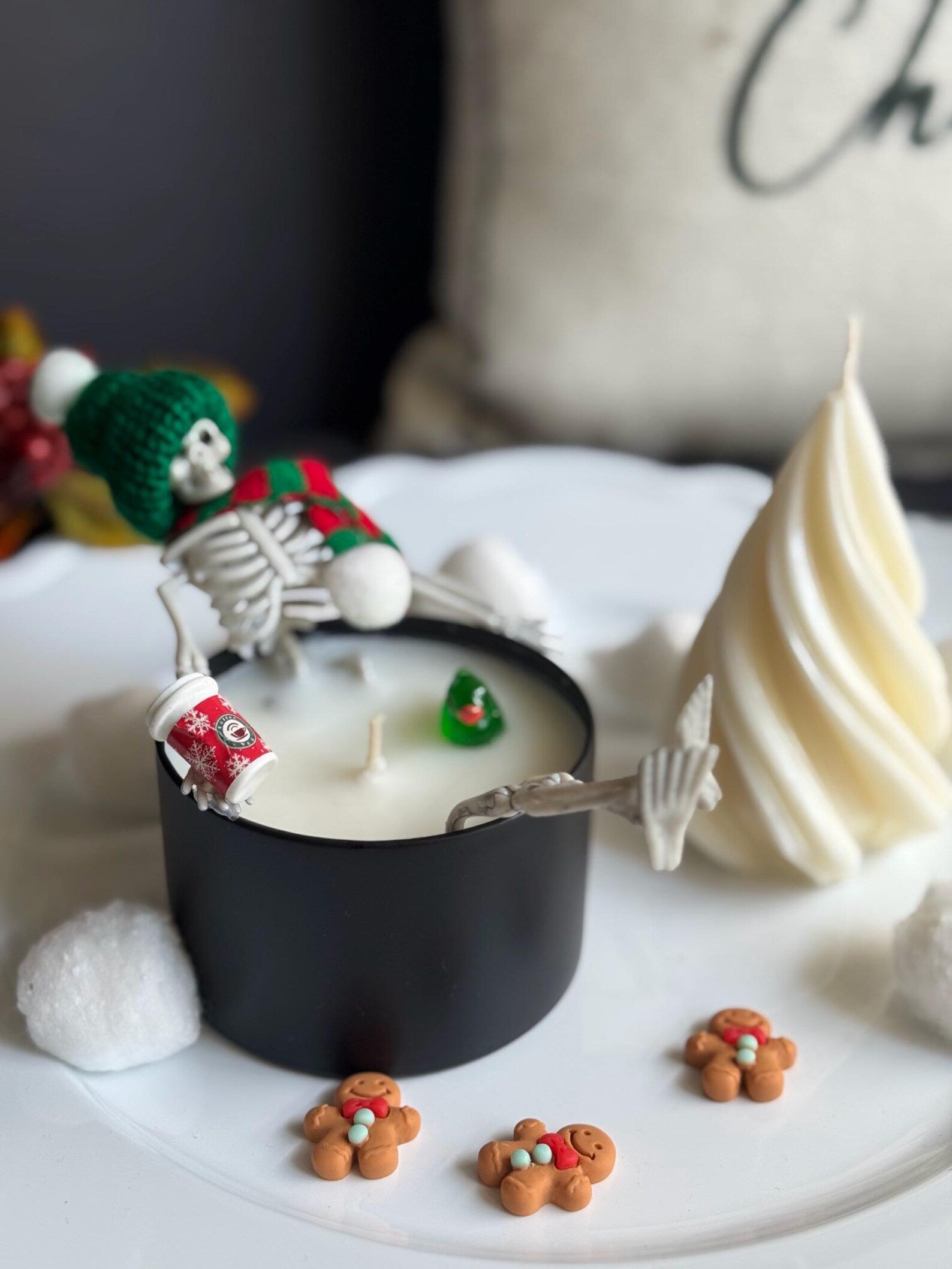 Skeleton Bath Christmas Candle