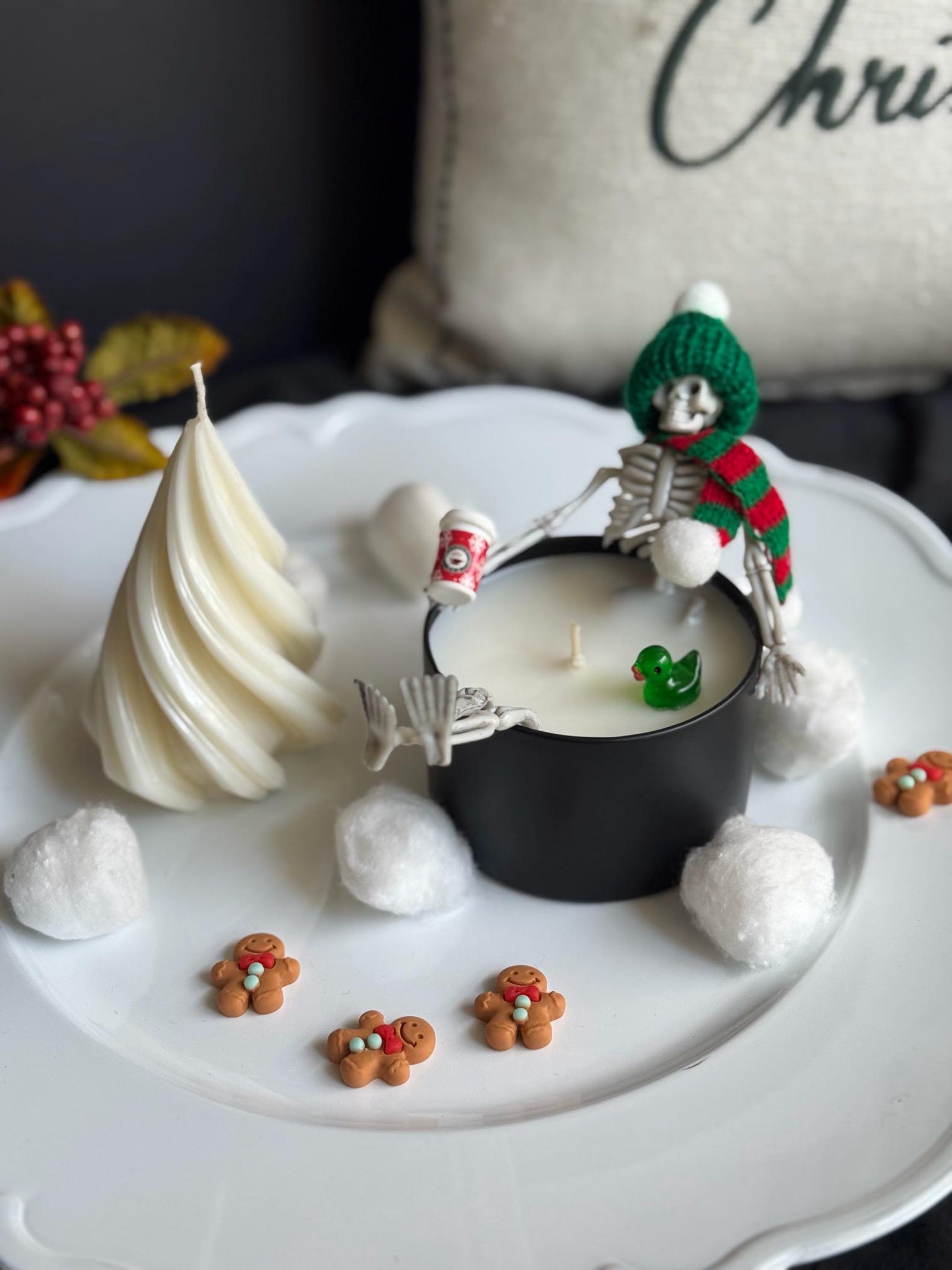 Skeleton Bath Christmas Candle