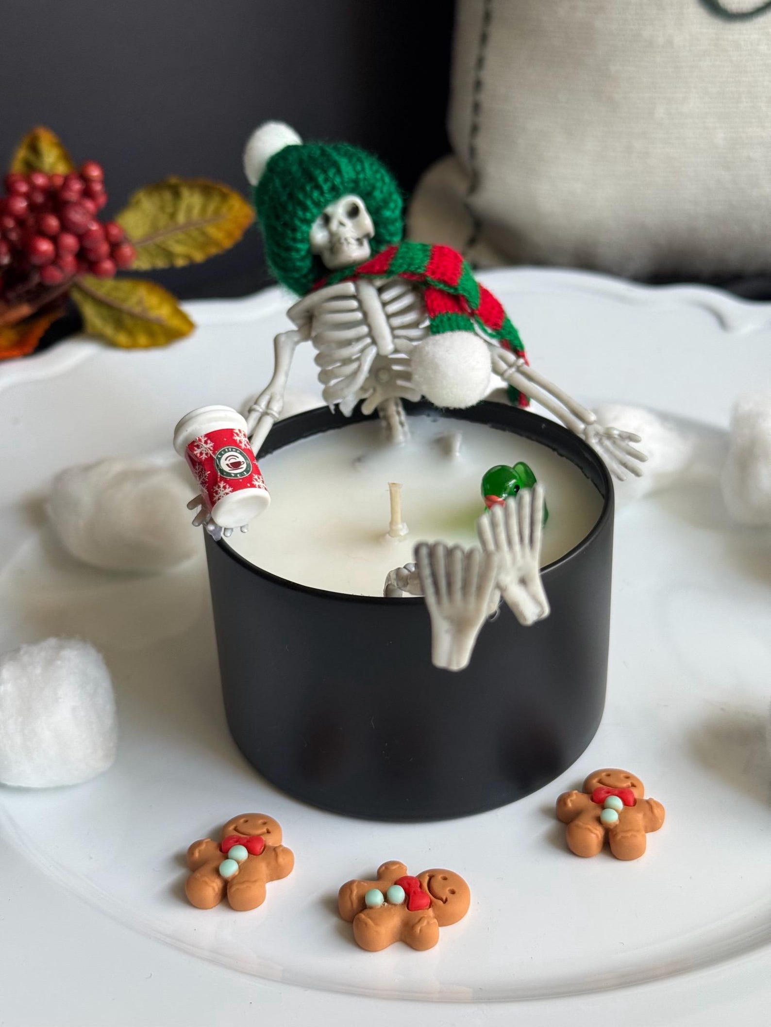 Skeleton Bath Christmas Candle